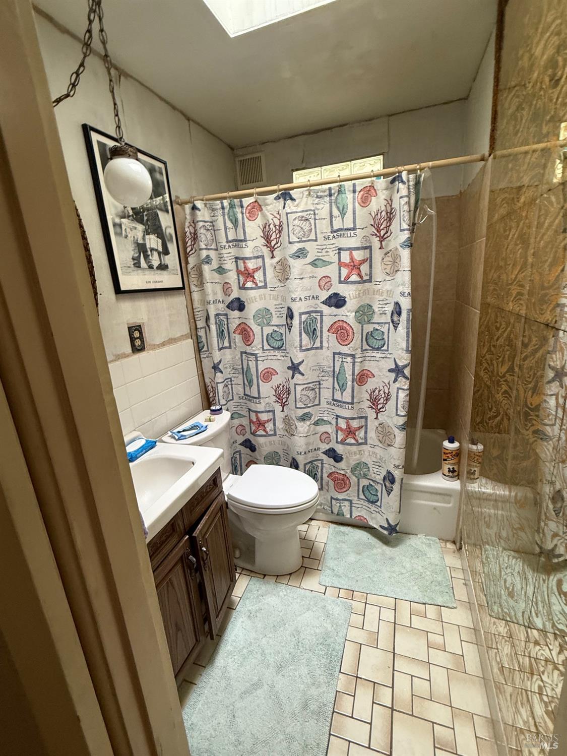 Detail Gallery Image 6 of 9 For 116 Navone St, Vallejo,  CA 94591 - 2 Beds | 1 Baths