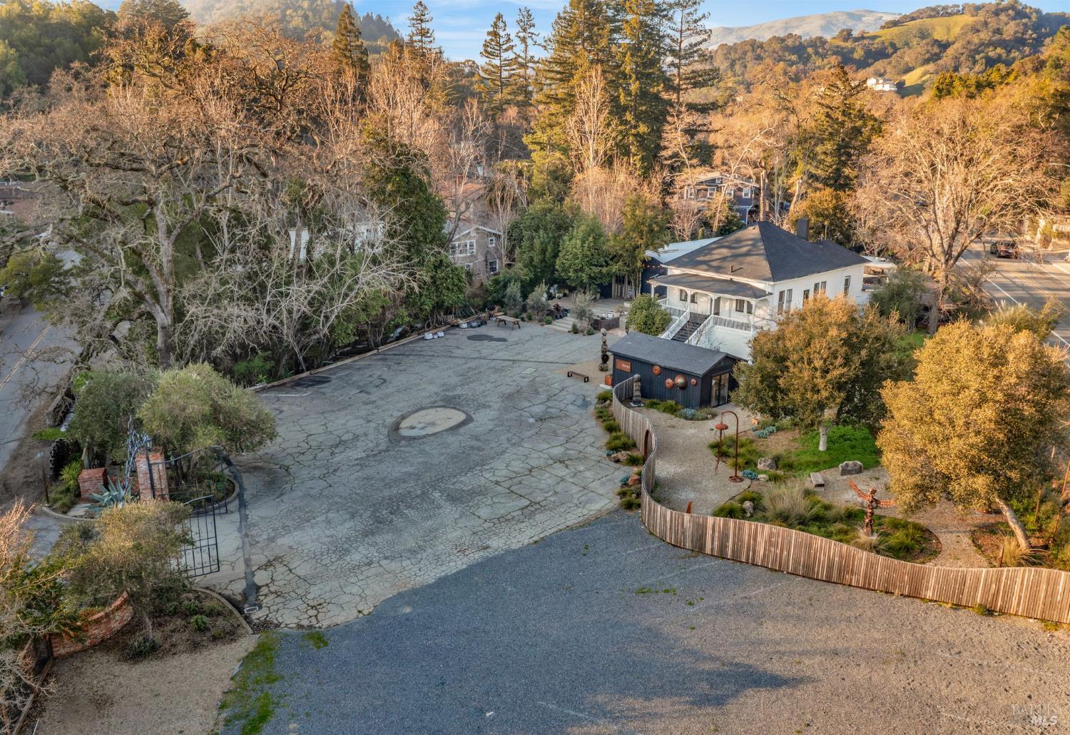 Detail Gallery Image 45 of 53 For 2170 Sir Francis Drake Blvd, Fairfax,  CA 94930 - – Beds | – Baths