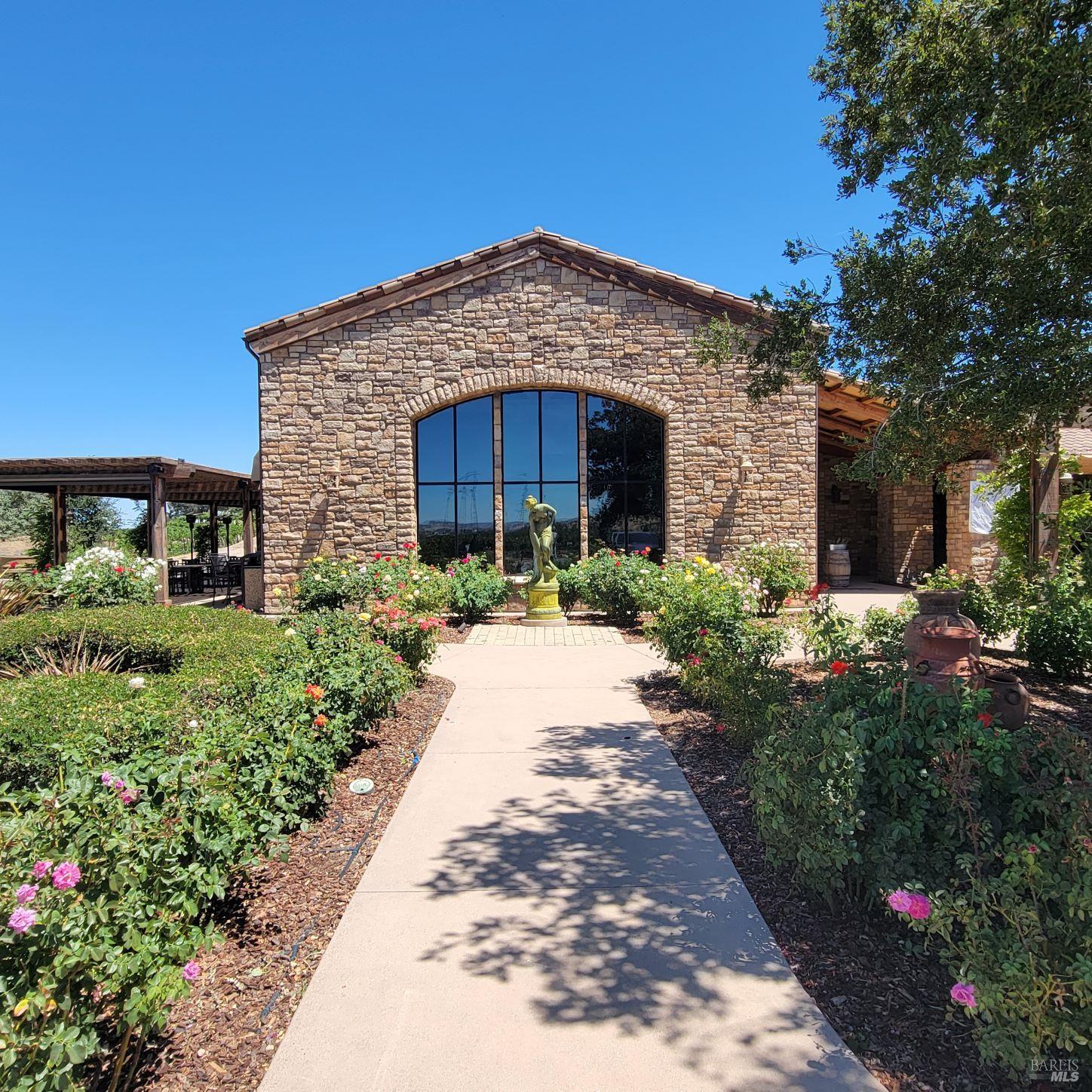 Detail Gallery Image 13 of 16 For 4900 Union Rd, Paso Robles,  CA 93446 - – Beds | – Baths