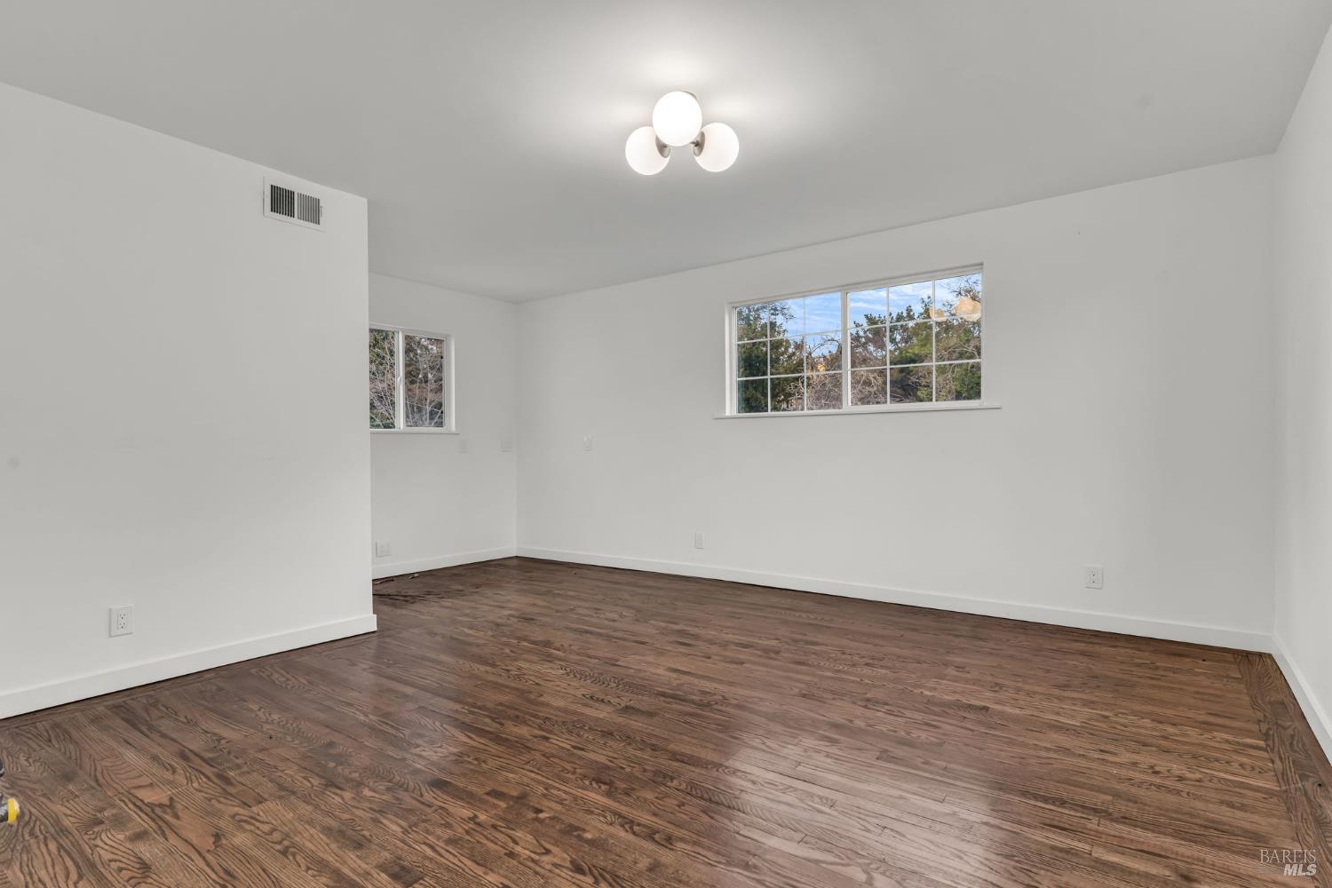 Detail Gallery Image 38 of 53 For 2170 Sir Francis Drake Blvd, Fairfax,  CA 94930 - – Beds | – Baths