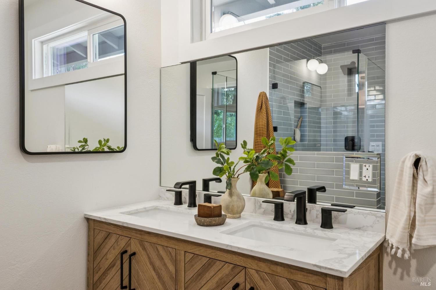 Detail Gallery Image 30 of 54 For 3 Fabian Ct, Novato,  CA 94947 - 3 Beds | 2 Baths