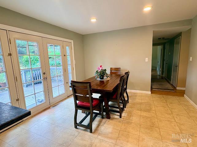 Detail Gallery Image 15 of 46 For 3540 Sleepy Hollow Dr, Santa Rosa,  CA 95404 - 3 Beds | 2 Baths