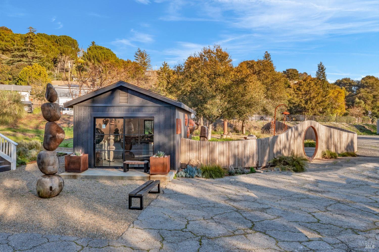 Detail Gallery Image 4 of 53 For 2170 Sir Francis Drake Blvd, Fairfax,  CA 94930 - – Beds | – Baths