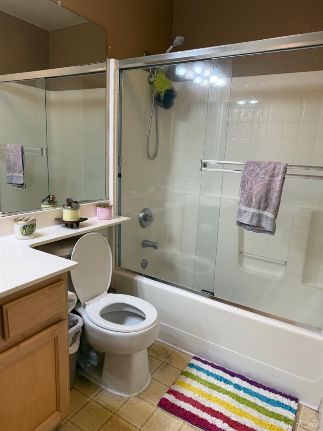 Detail Gallery Image 8 of 15 For 5444 La Salle Way, Vallejo,  CA 94591 - 3 Beds | 2 Baths