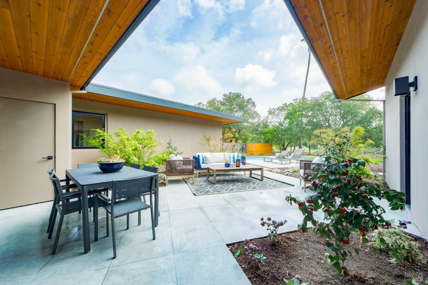 Detail Gallery Image 24 of 43 For 226 1st St, Sonoma,  CA 95476 - 3 Beds | 2 Baths