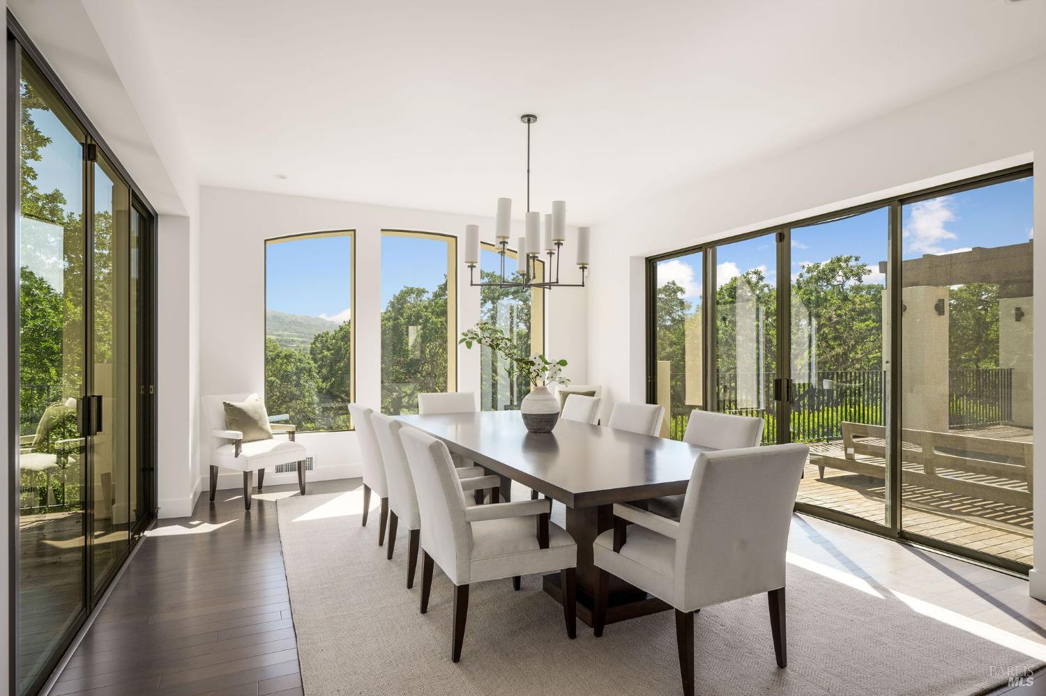 Detail Gallery Image 13 of 45 For 9359 Ladera Rd, Glen Ellen,  CA 95442 - 4 Beds | 5/1 Baths