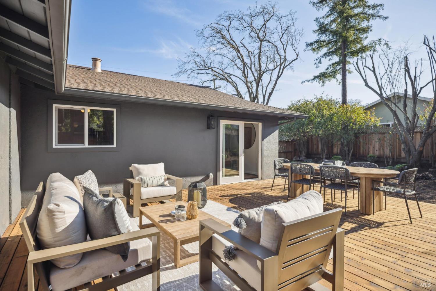 Detail Gallery Image 45 of 54 For 3 Fabian Ct, Novato,  CA 94947 - 3 Beds | 2 Baths