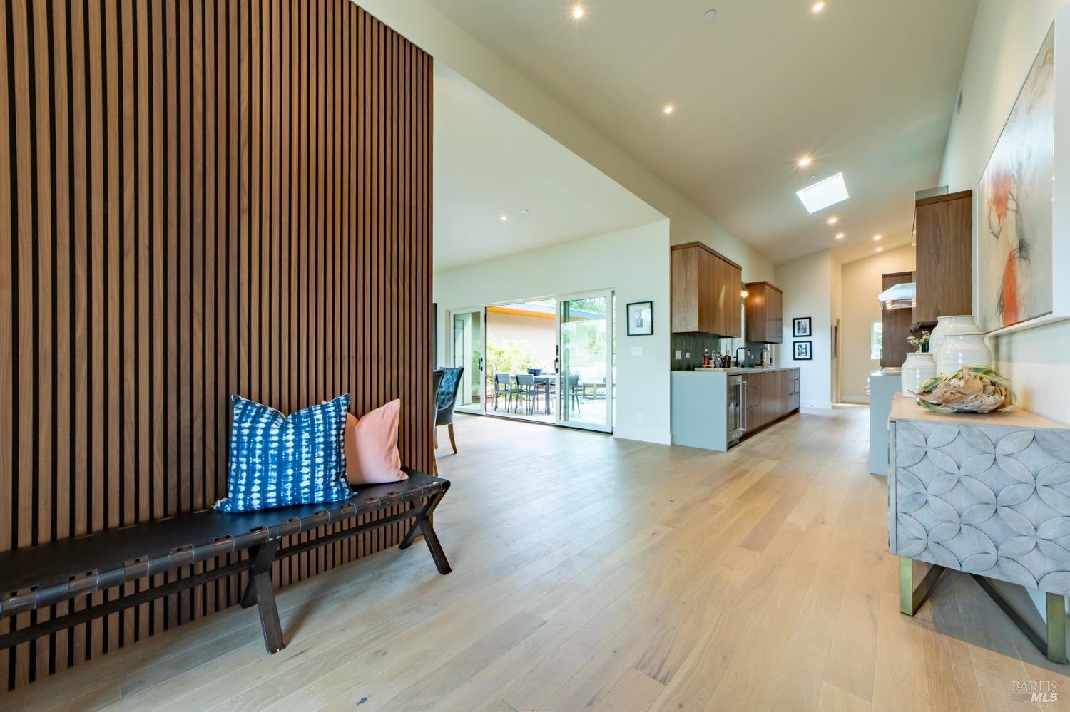 Detail Gallery Image 9 of 43 For 226 1st St, Sonoma,  CA 95476 - 3 Beds | 2 Baths