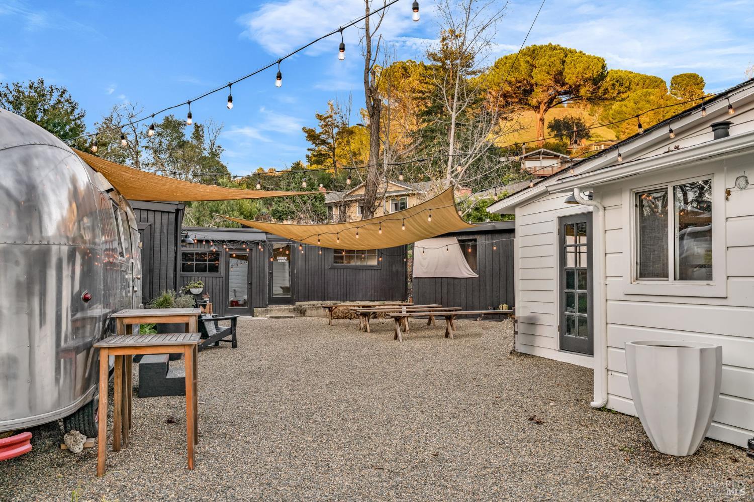 Detail Gallery Image 30 of 53 For 2170 Sir Francis Drake Blvd, Fairfax,  CA 94930 - – Beds | – Baths