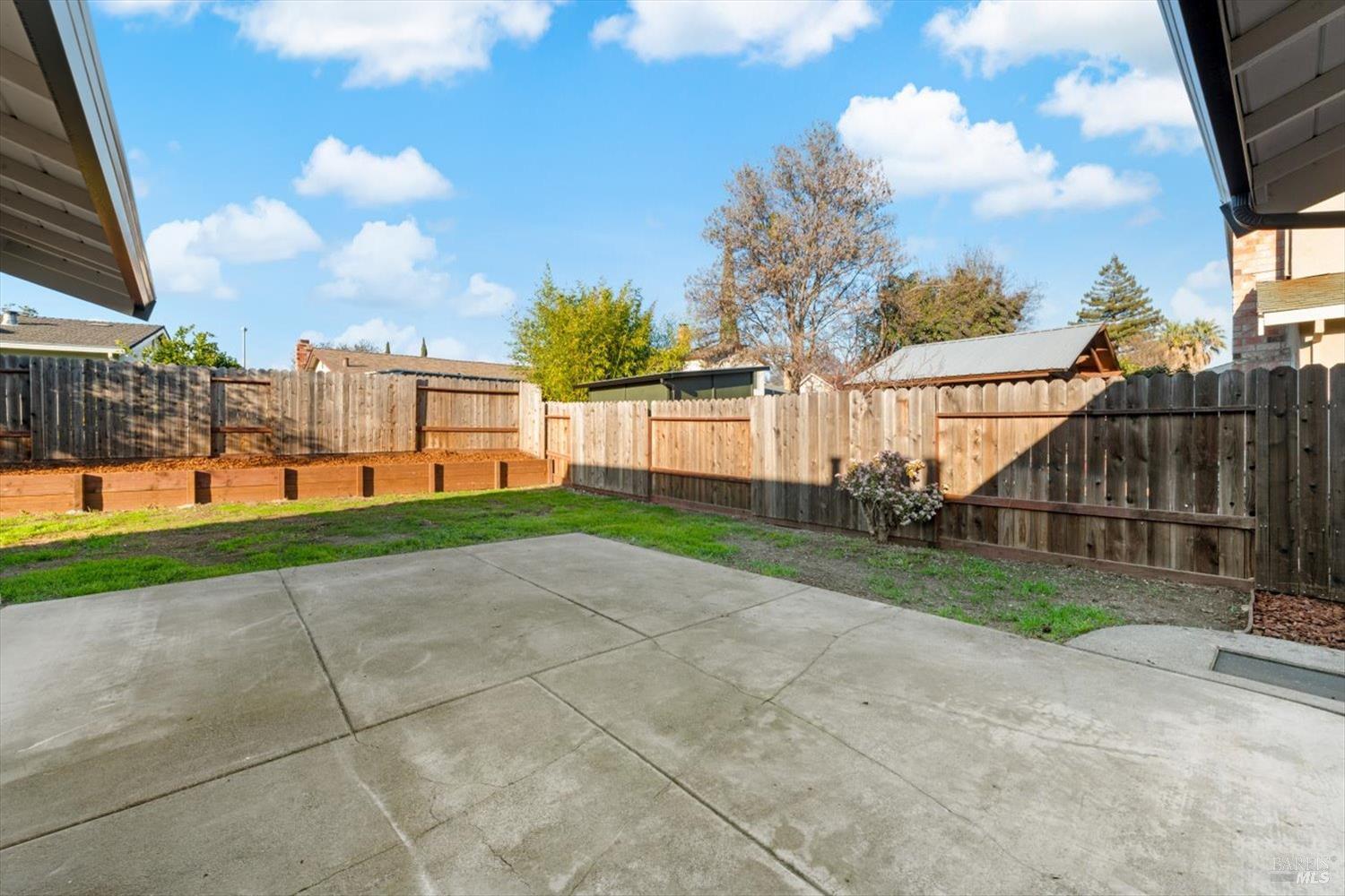 Detail Gallery Image 18 of 19 For 428 Crofters Ct, Fairfield,  CA 94533 - 4 Beds | 2 Baths