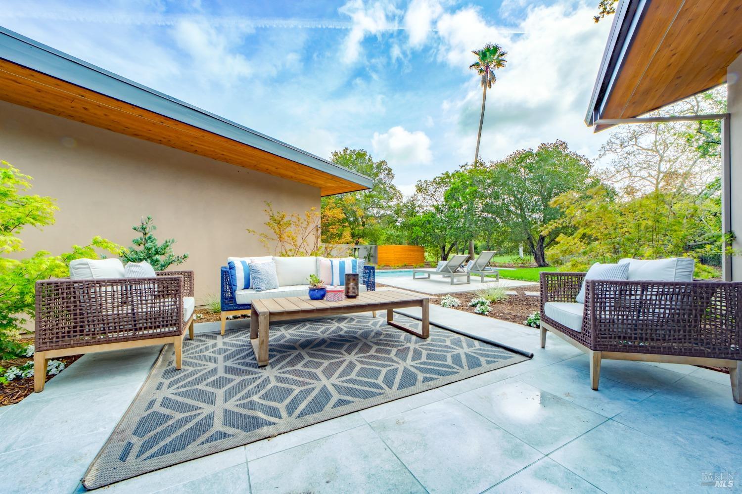 Detail Gallery Image 20 of 43 For 226 1st St, Sonoma,  CA 95476 - 3 Beds | 2 Baths