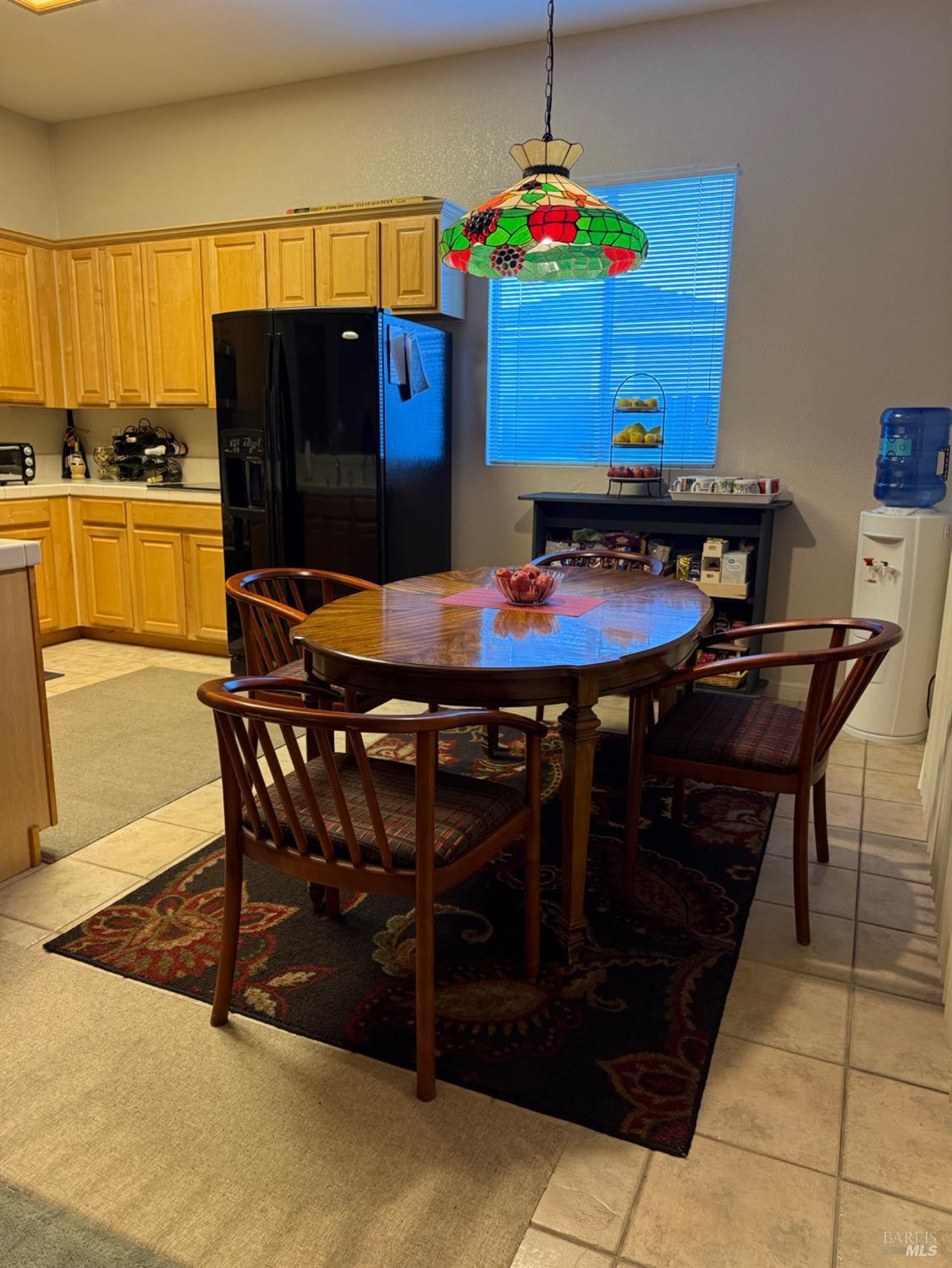 Detail Gallery Image 6 of 15 For 5444 La Salle Way, Vallejo,  CA 94591 - 3 Beds | 2 Baths