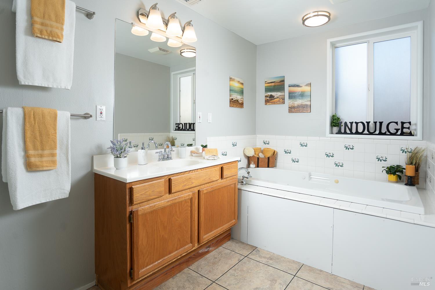 Detail Gallery Image 33 of 47 For 16 Solano Dr, Dixon,  CA 95620 - 5 Beds | 3 Baths