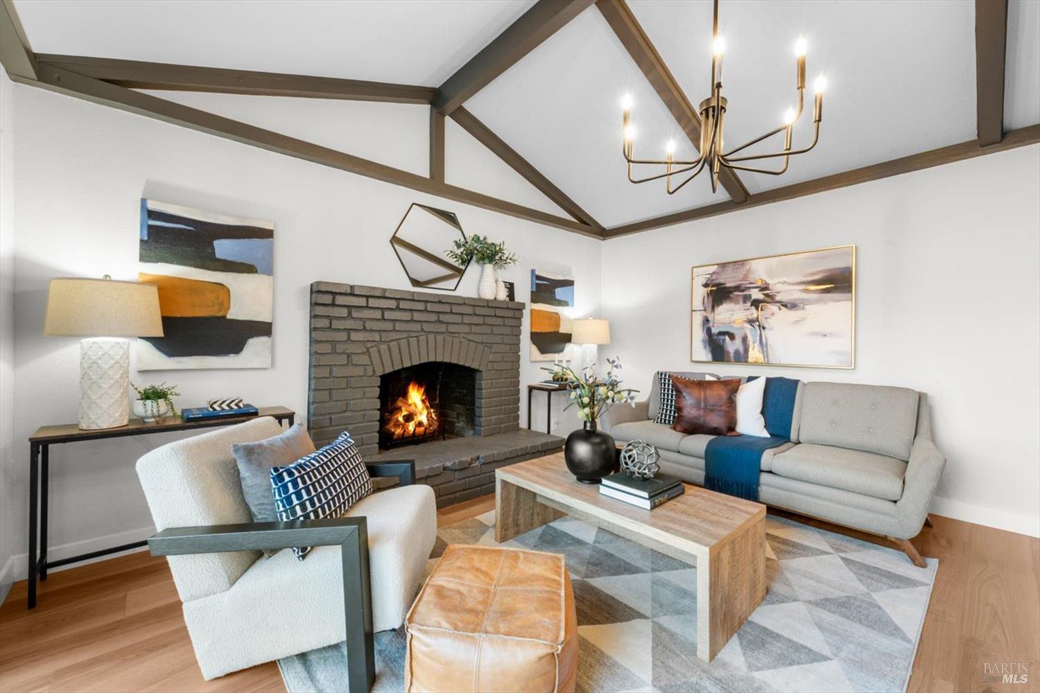 Detail Gallery Image 12 of 19 For 428 Crofters Ct, Fairfield,  CA 94533 - 4 Beds | 2 Baths