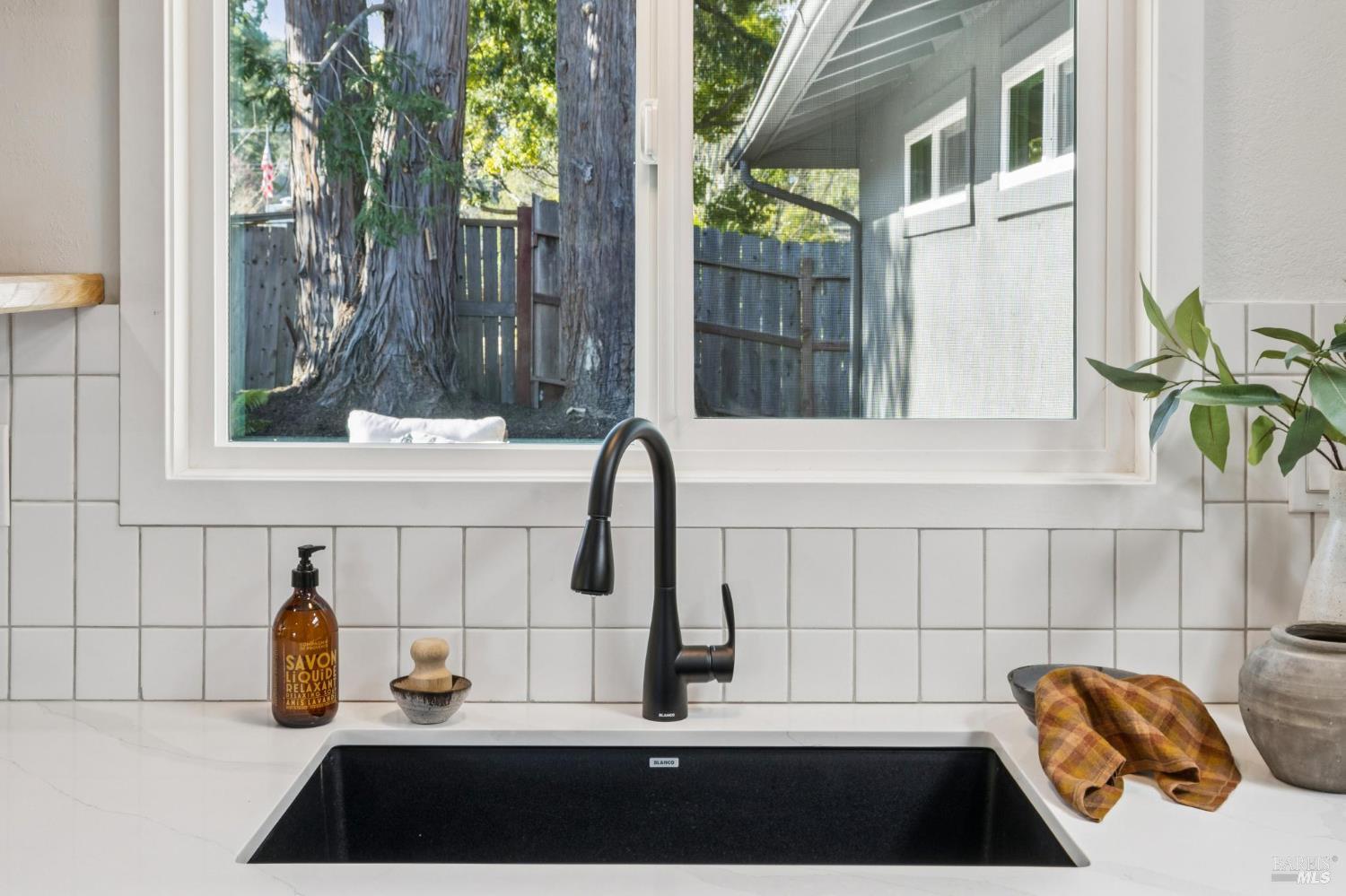 Detail Gallery Image 18 of 54 For 3 Fabian Ct, Novato,  CA 94947 - 3 Beds | 2 Baths