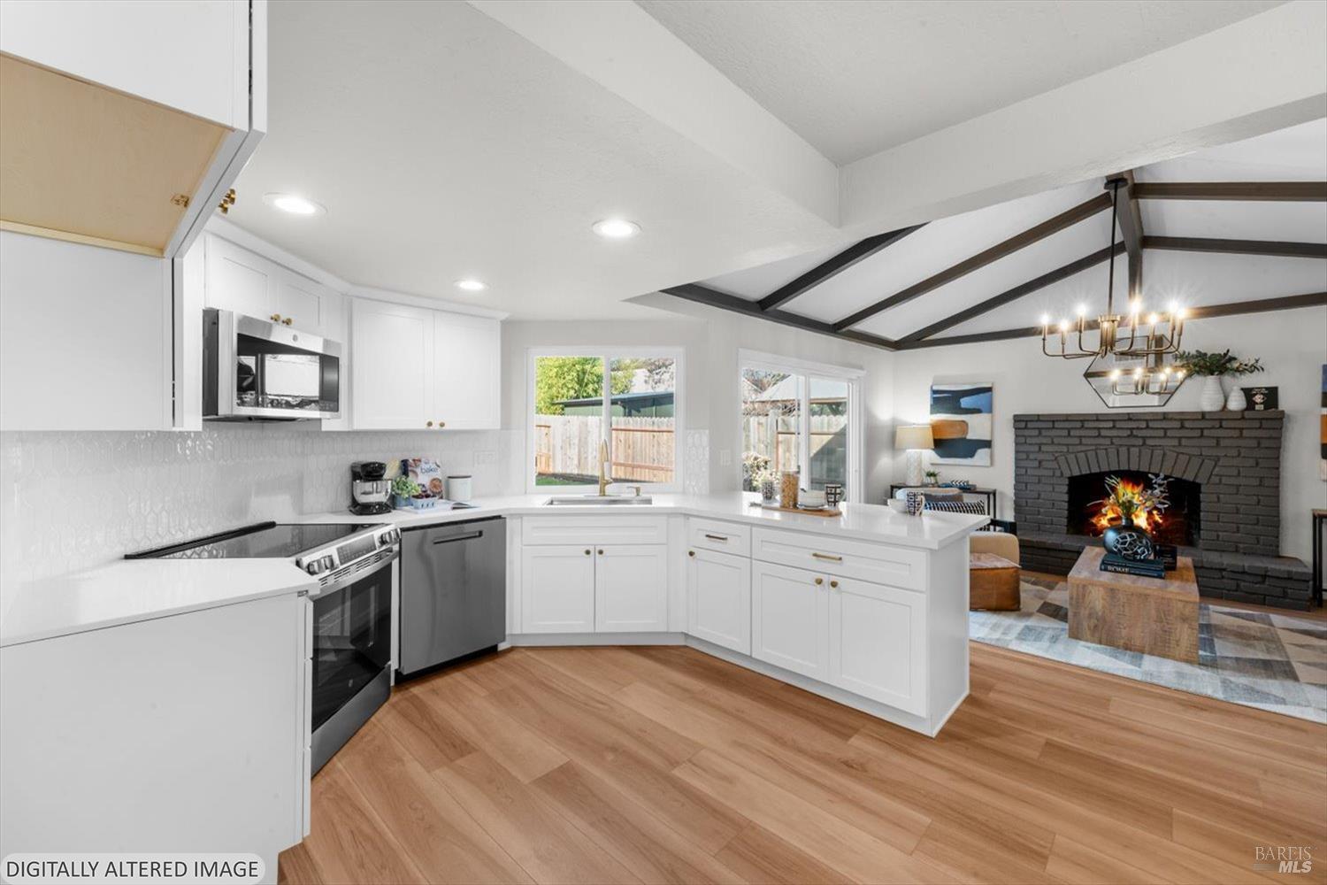 Detail Gallery Image 8 of 19 For 428 Crofters Ct, Fairfield,  CA 94533 - 4 Beds | 2 Baths