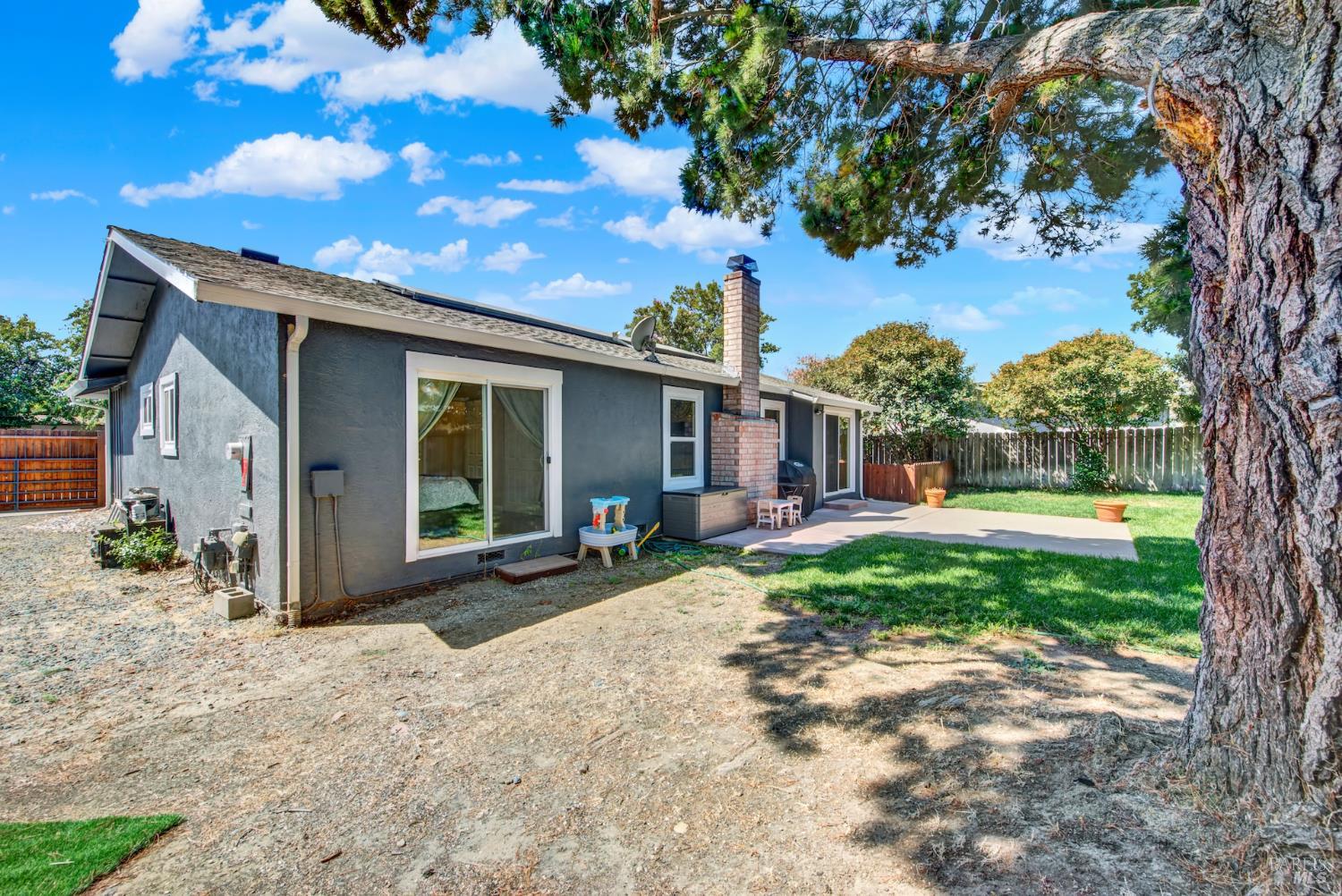 Detail Gallery Image 58 of 72 For 680 Silver Lake Dr, Fairfield,  CA 94534 - 3 Beds | 2 Baths