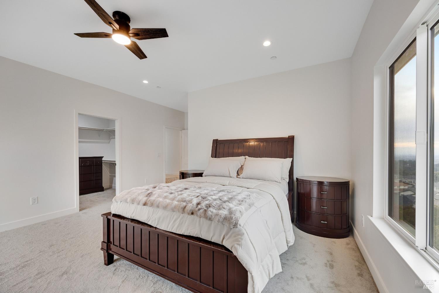 Detail Gallery Image 39 of 64 For 1966 Viewpointe Cir, Santa Rosa,  CA 95403 - 6 Beds | 5/1 Baths