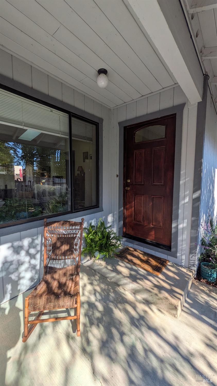 Detail Gallery Image 3 of 16 For 929 Helen Ave, Ukiah,  CA 95482 - 3 Beds | 2 Baths