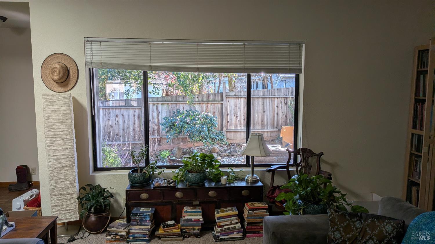 Detail Gallery Image 7 of 16 For 929 Helen Ave, Ukiah,  CA 95482 - 3 Beds | 2 Baths