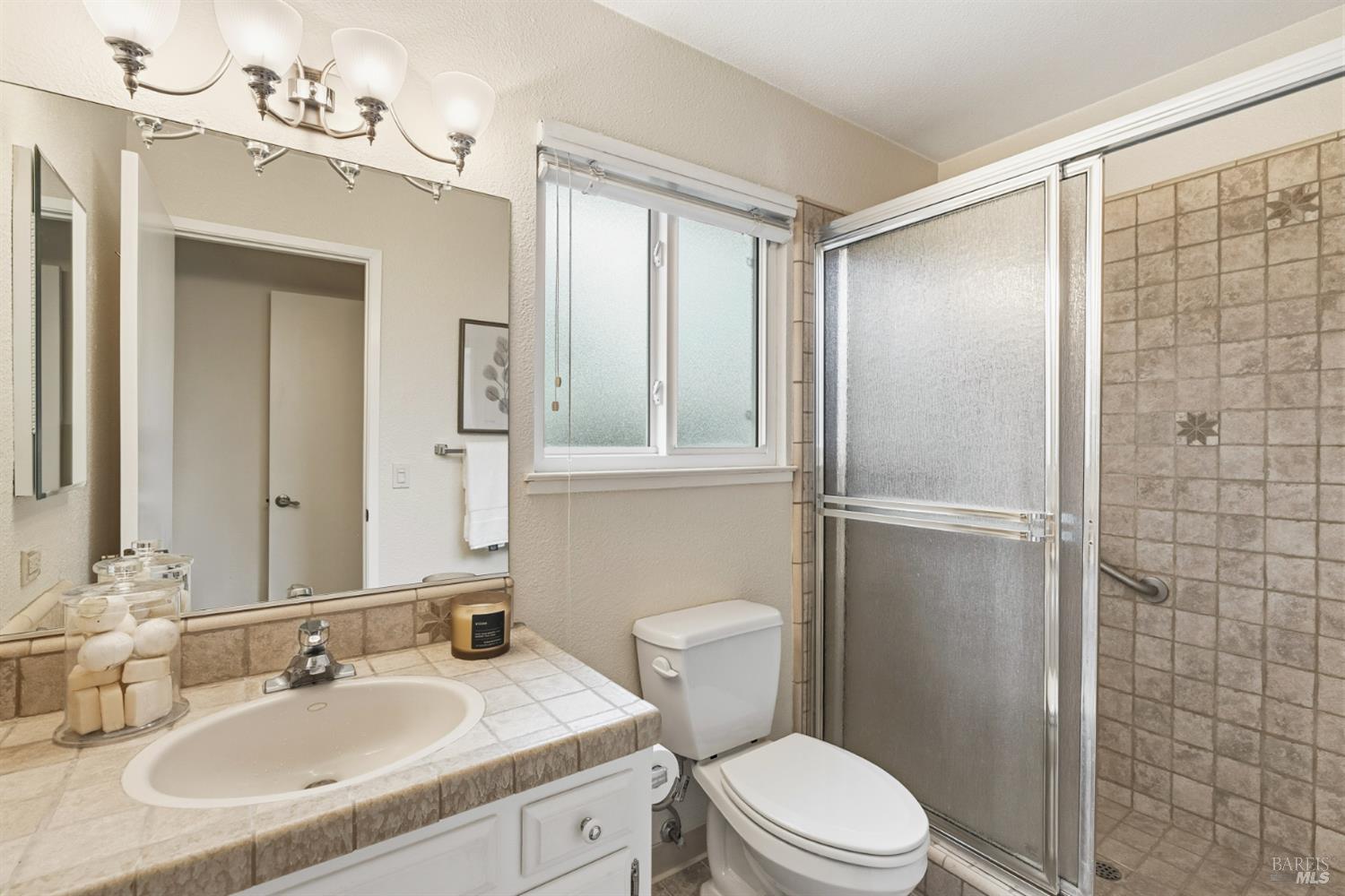 Detail Gallery Image 25 of 30 For 1808 Sherwood Ct, Santa Rosa,  CA 95405 - 2 Beds | 2 Baths