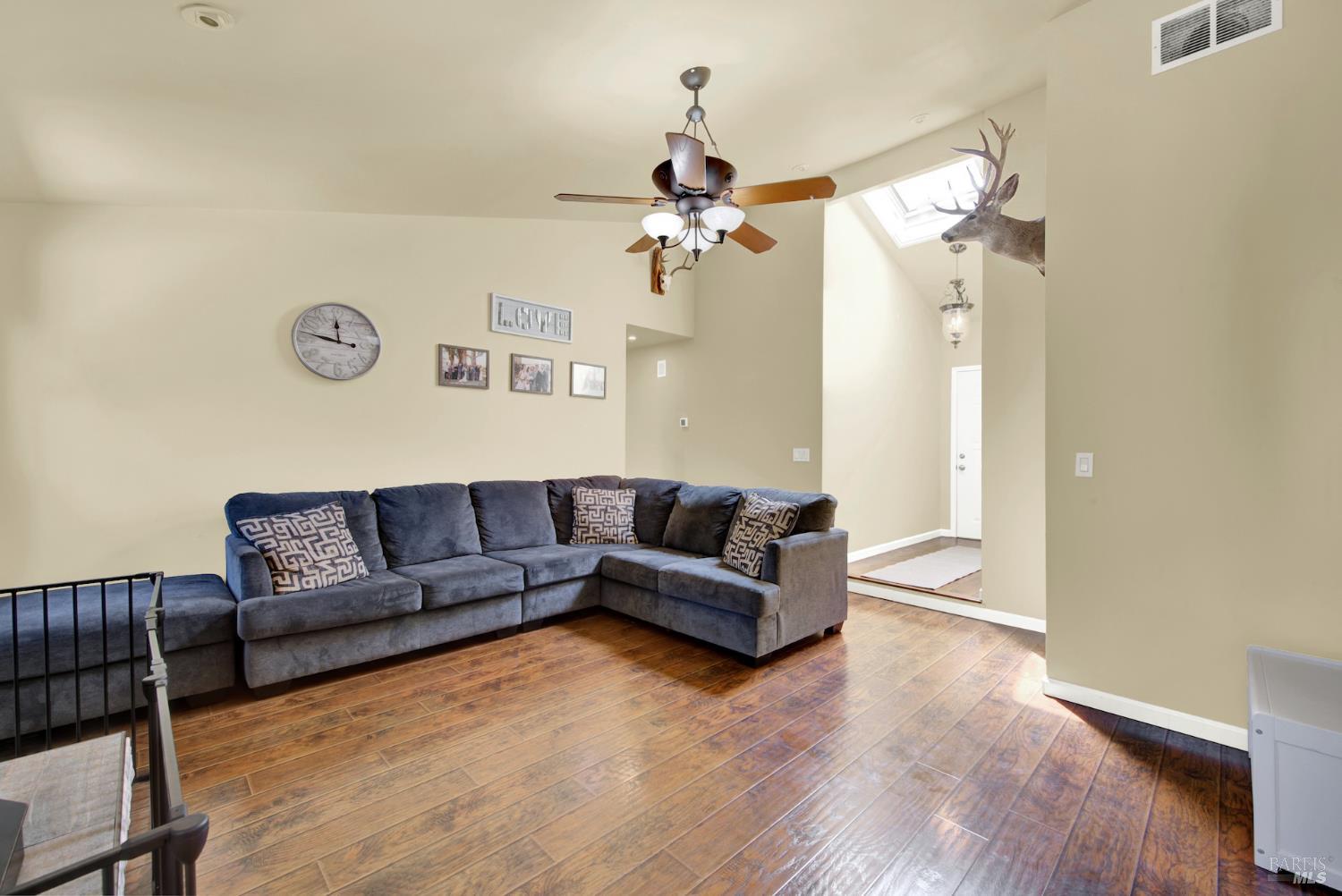 Detail Gallery Image 18 of 72 For 680 Silver Lake Dr, Fairfield,  CA 94534 - 3 Beds | 2 Baths