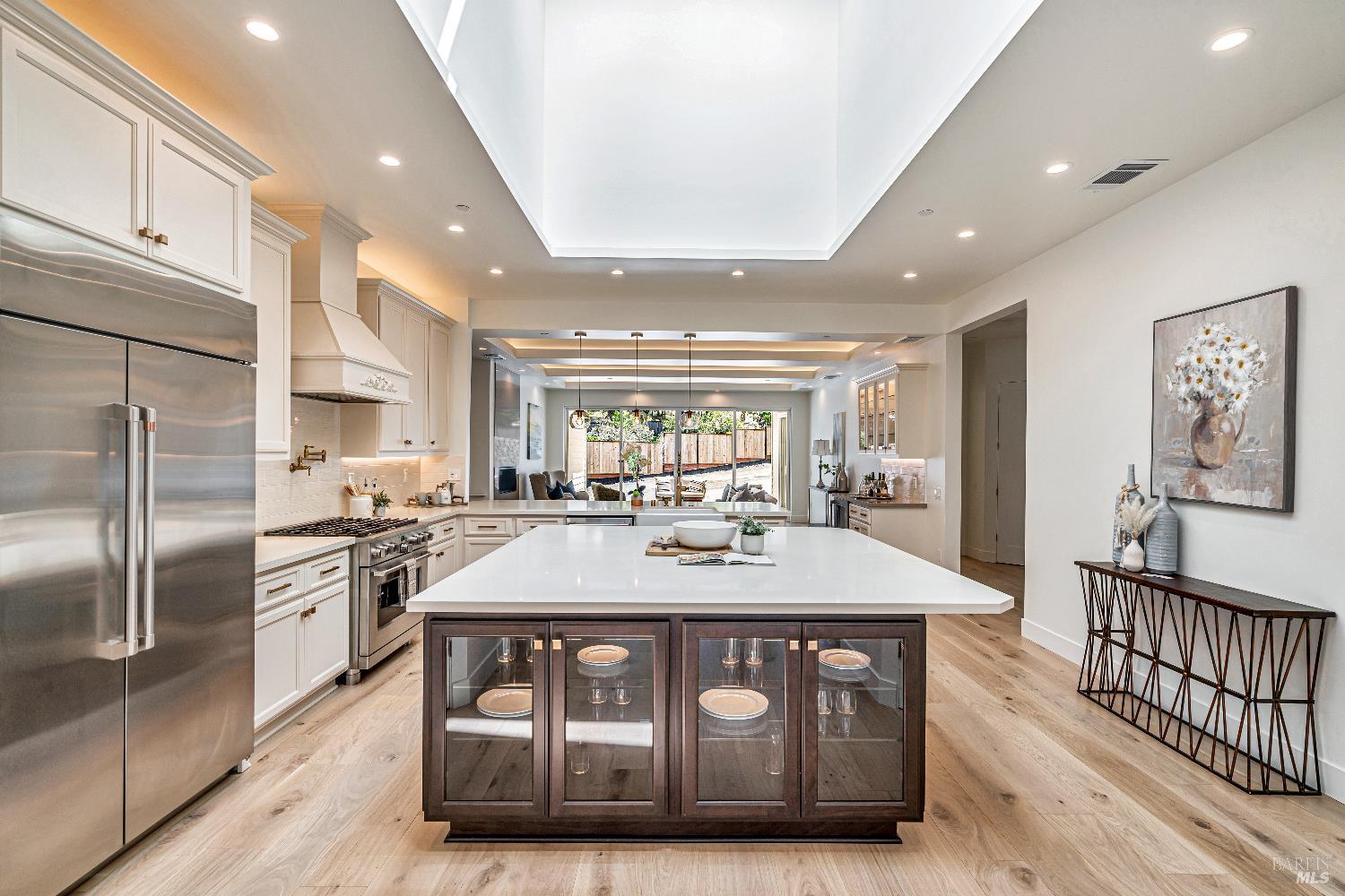 Detail Gallery Image 2 of 50 For 2022 Stony Oak Ct, Santa Rosa,  CA 95403 - 4 Beds | 3/1 Baths