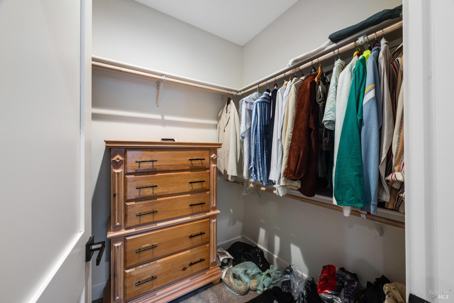 Detail Gallery Image 40 of 64 For 1966 Viewpointe Cir, Santa Rosa,  CA 95403 - 6 Beds | 5/1 Baths