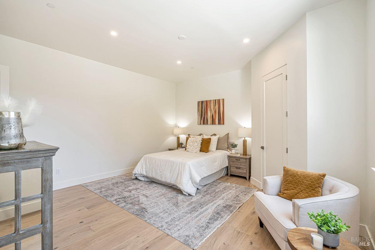 Detail Gallery Image 33 of 50 For 2022 Stony Oak Ct, Santa Rosa,  CA 95403 - 4 Beds | 3/1 Baths