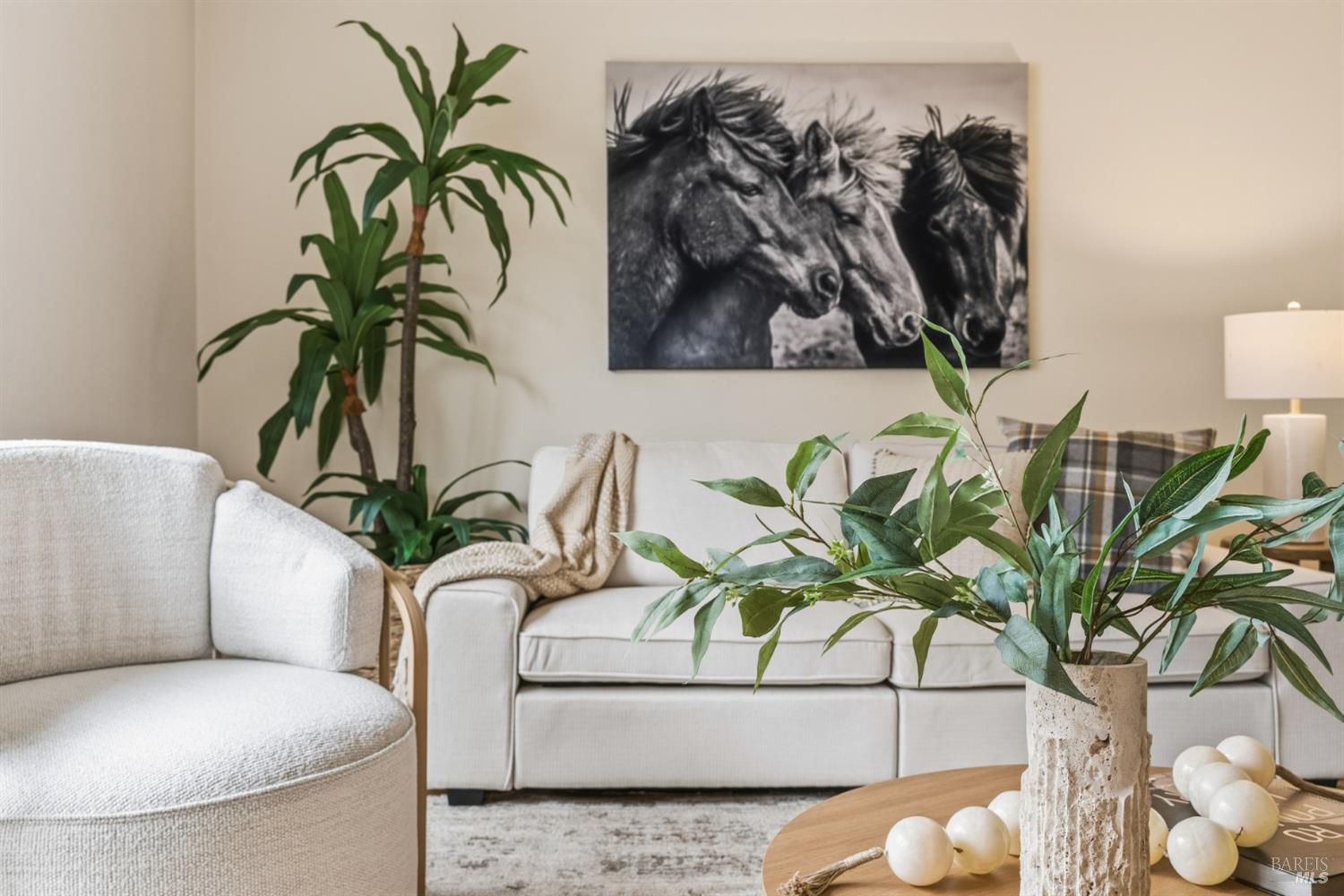 Detail Gallery Image 7 of 30 For 1808 Sherwood Ct, Santa Rosa,  CA 95405 - 2 Beds | 2 Baths