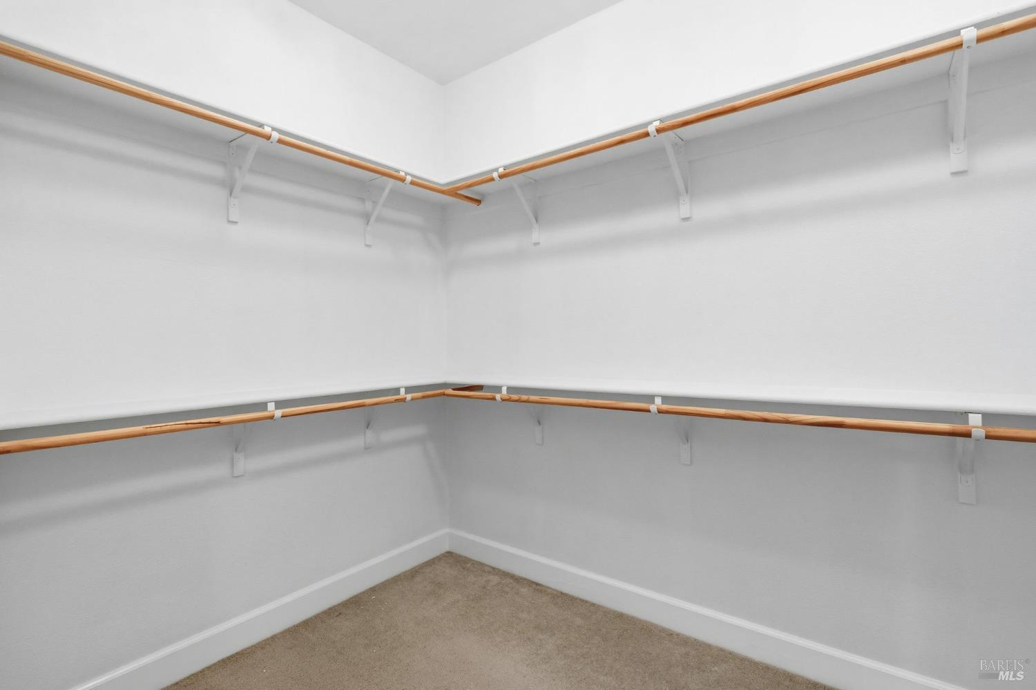 Detail Gallery Image 33 of 48 For 4488 Avondale Cir, Fairfield,  CA 94533 - 3 Beds | 3 Baths