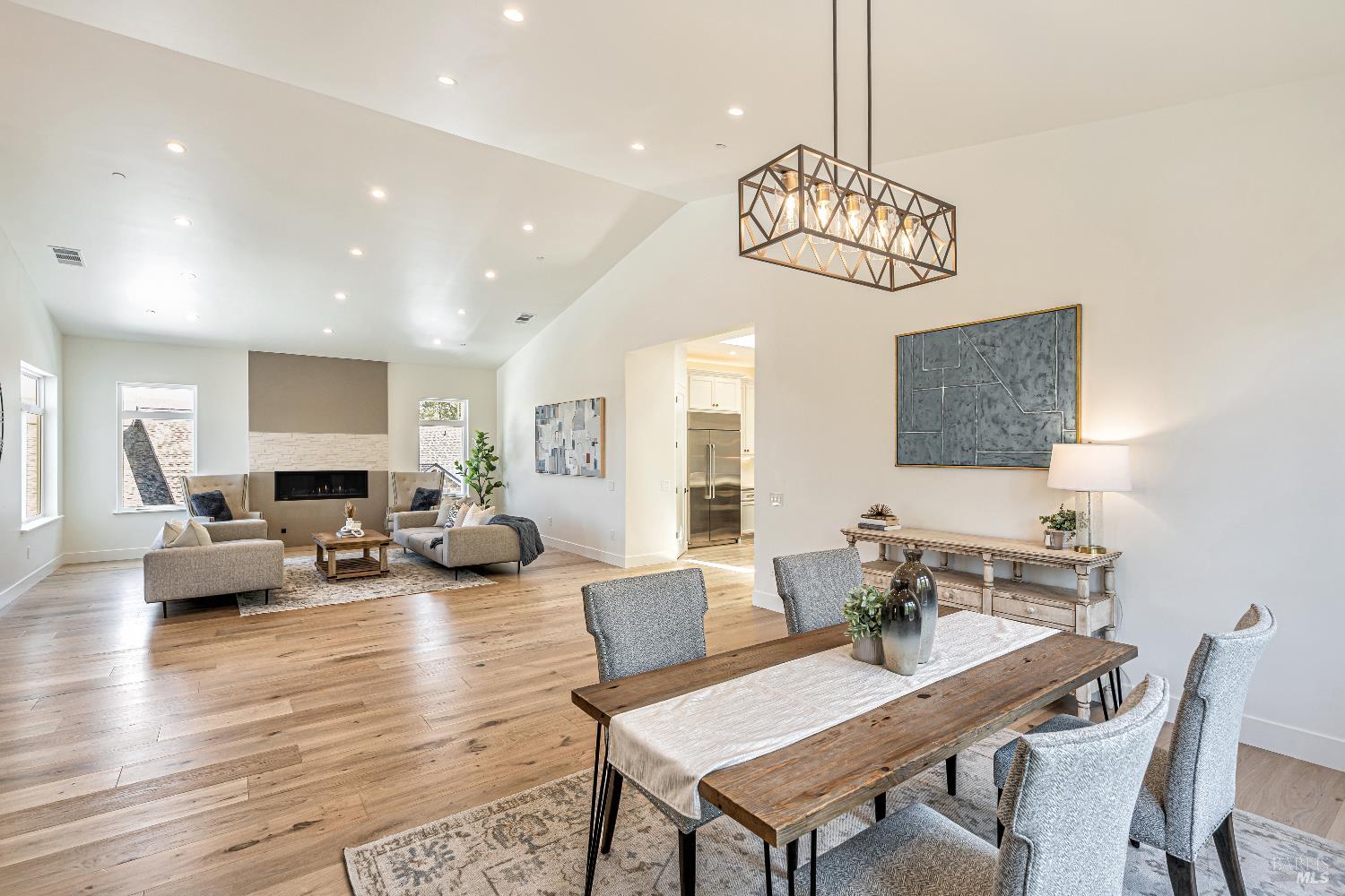 Detail Gallery Image 7 of 50 For 2022 Stony Oak Ct, Santa Rosa,  CA 95403 - 4 Beds | 3/1 Baths