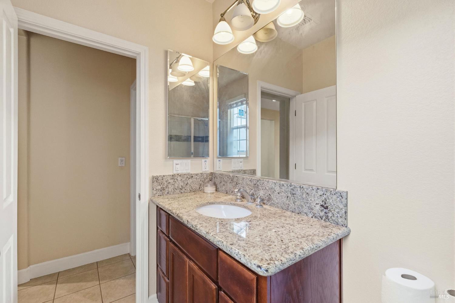 Detail Gallery Image 35 of 48 For 4488 Avondale Cir, Fairfield,  CA 94533 - 3 Beds | 3 Baths