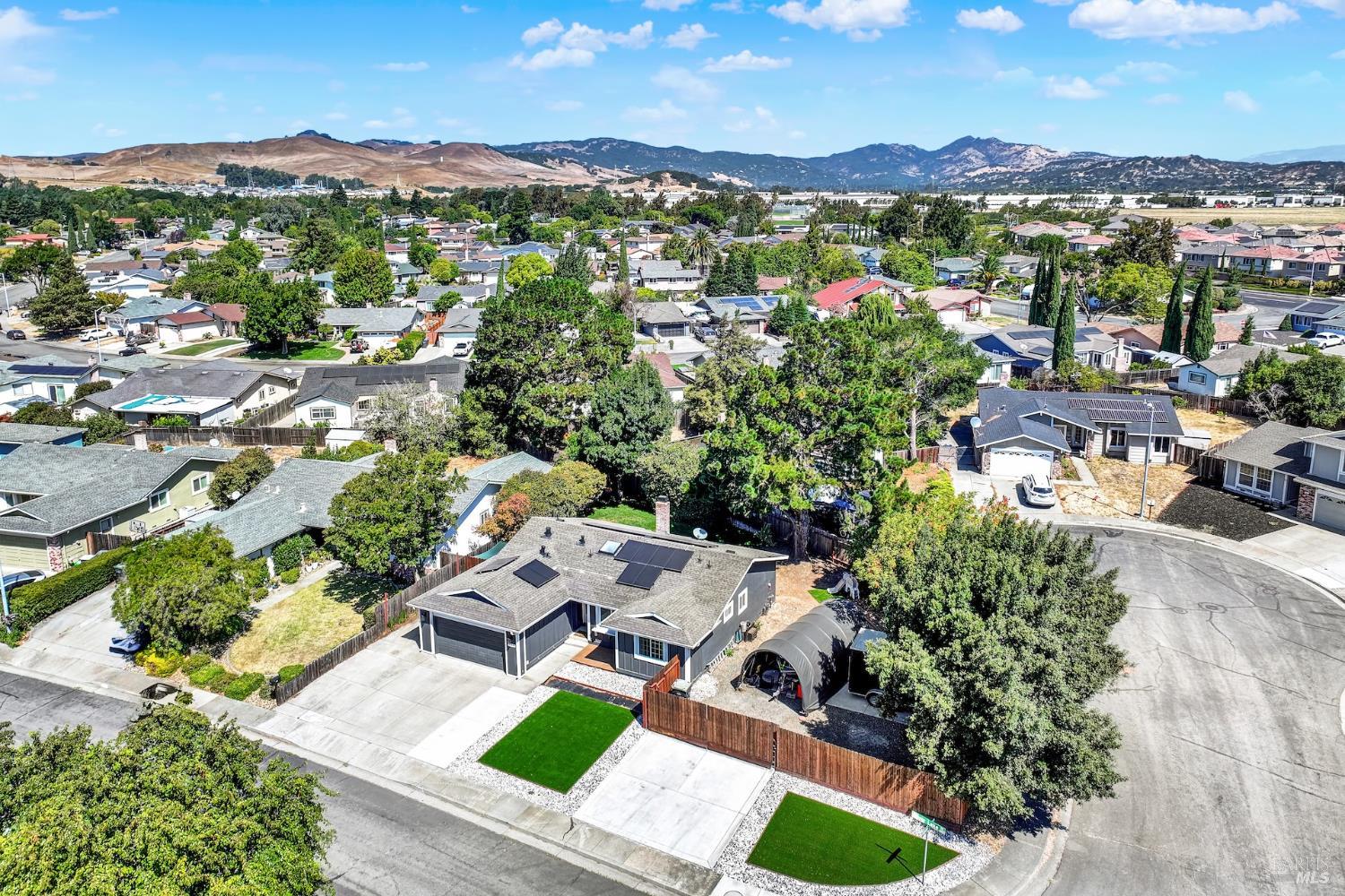 Detail Gallery Image 47 of 72 For 680 Silver Lake Dr, Fairfield,  CA 94534 - 3 Beds | 2 Baths