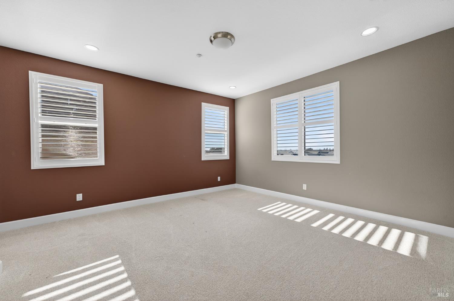 Detail Gallery Image 63 of 81 For 247 Cantada Way, American Canyon,  CA 94503 - 5 Beds | 4/1 Baths