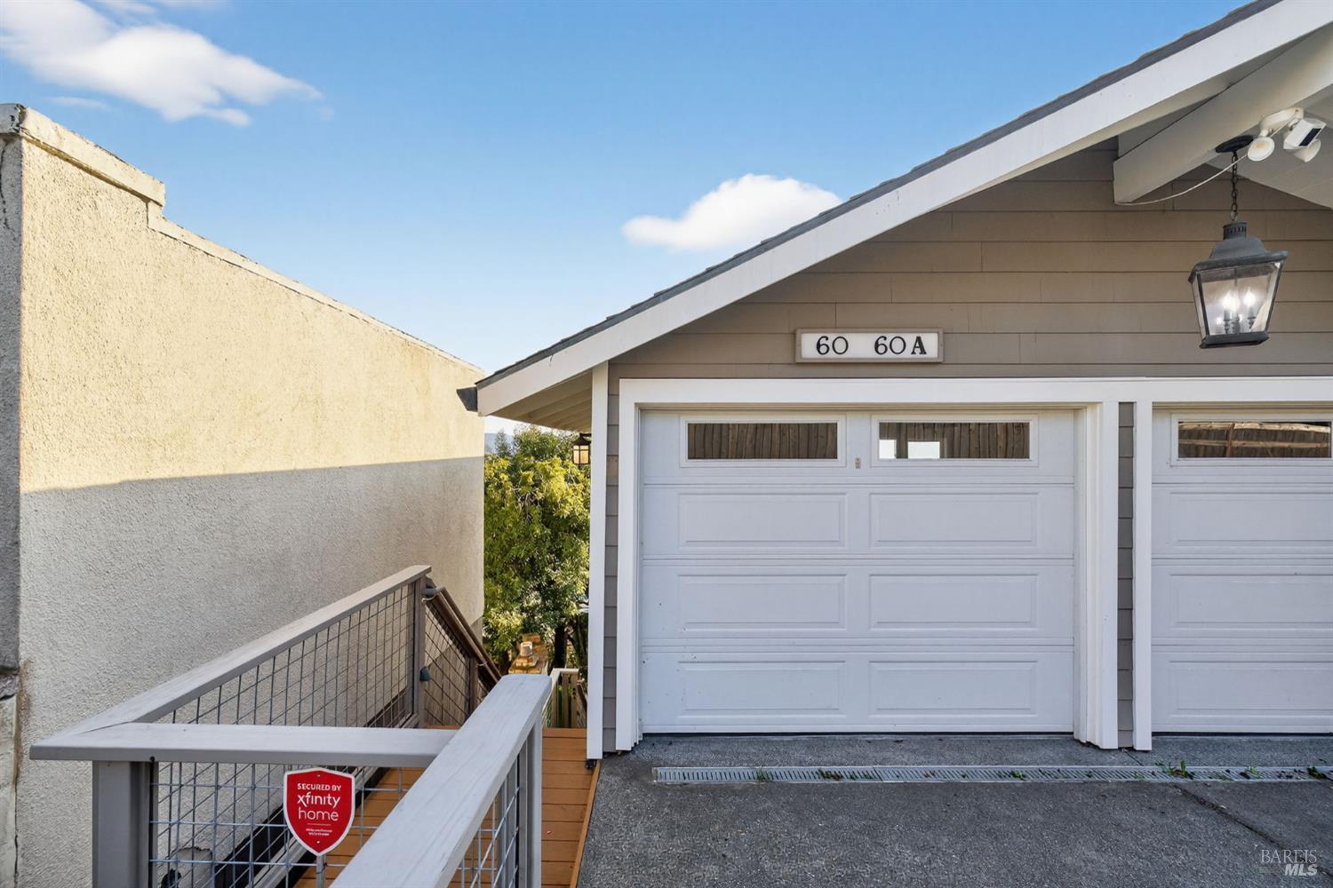 Detail Gallery Image 8 of 76 For 60 Marina Court Dr, San Rafael,  CA 94901 - 4 Beds | 3 Baths