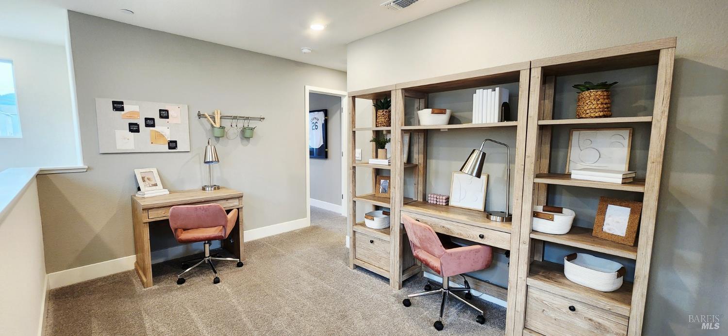 Detail Gallery Image 11 of 22 For 11 Capri Ct, American Canyon,  CA 94503 - 4 Beds | 2/1 Baths