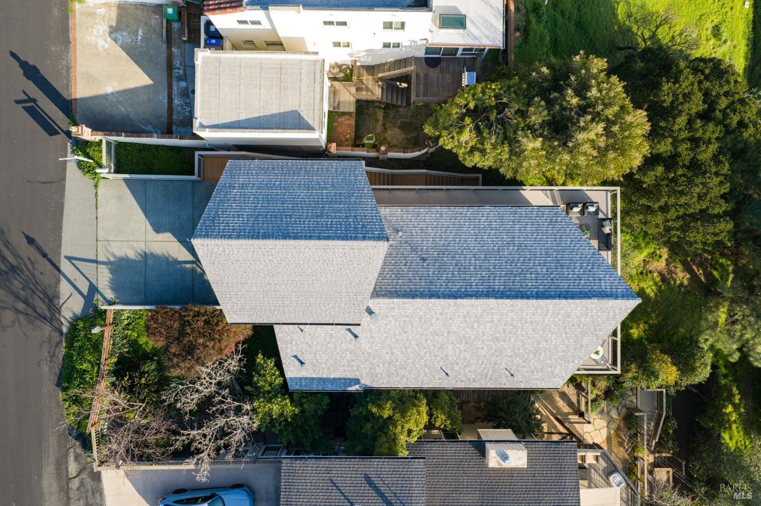 Detail Gallery Image 63 of 76 For 60 Marina Court Dr, San Rafael,  CA 94901 - 4 Beds | 3 Baths