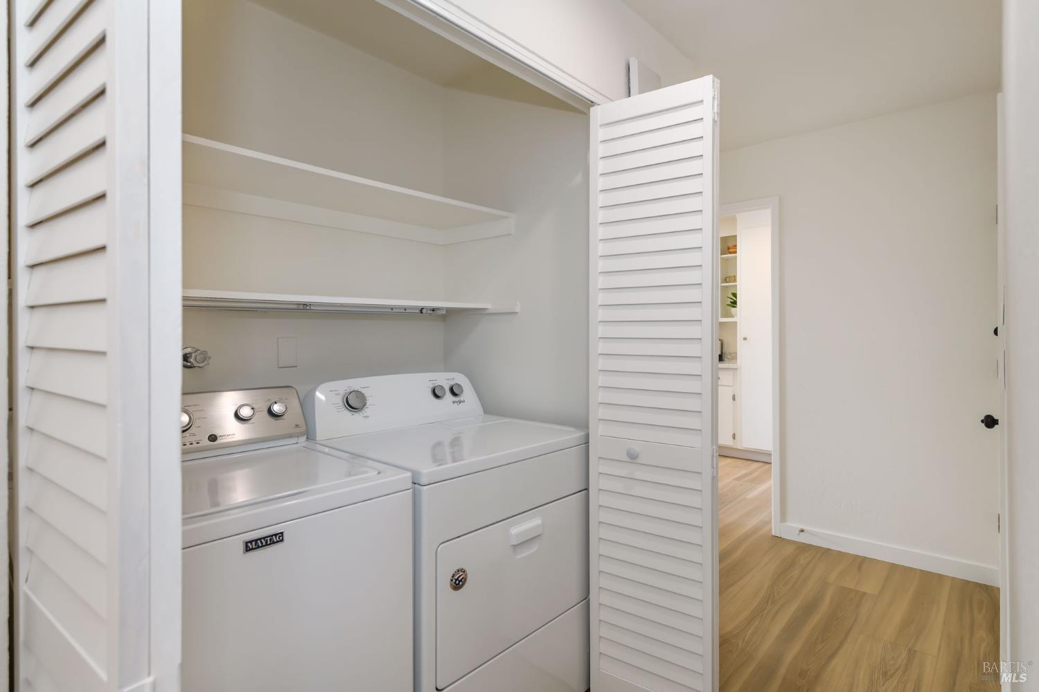 Detail Gallery Image 34 of 48 For 94 Biscayne Dr, San Rafael,  CA 94901 - 2 Beds | 2 Baths