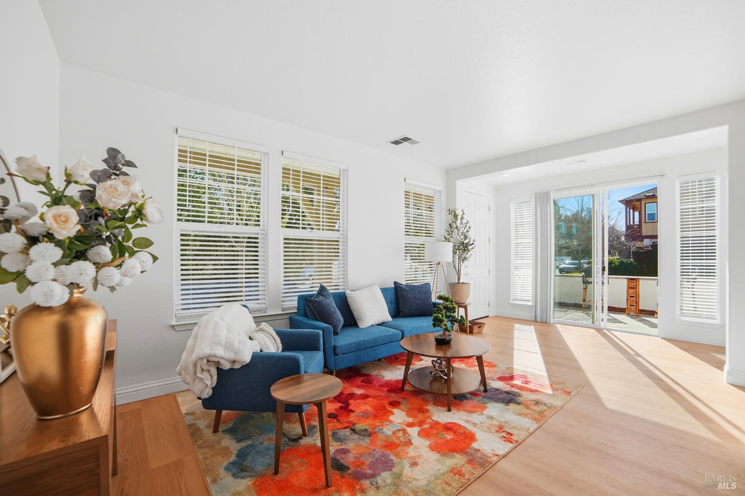 Detail Gallery Image 9 of 43 For 4077 Calloway Dr, Santa Rosa,  CA 95409 - 3 Beds | 2/1 Baths