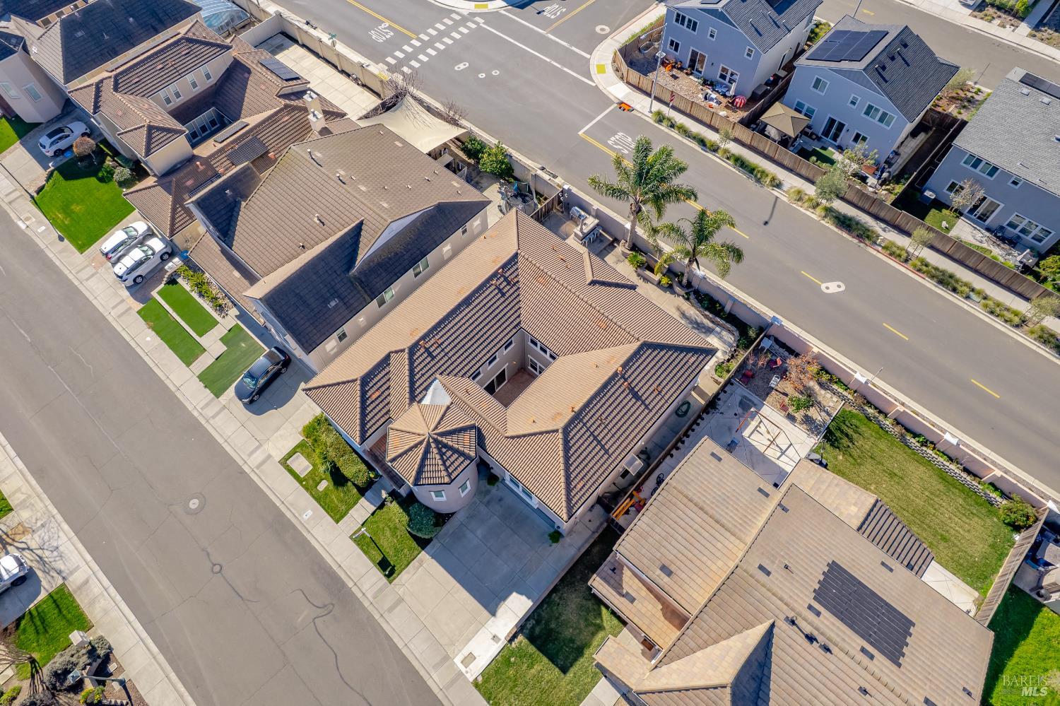 Detail Gallery Image 3 of 81 For 247 Cantada Way, American Canyon,  CA 94503 - 5 Beds | 4/1 Baths