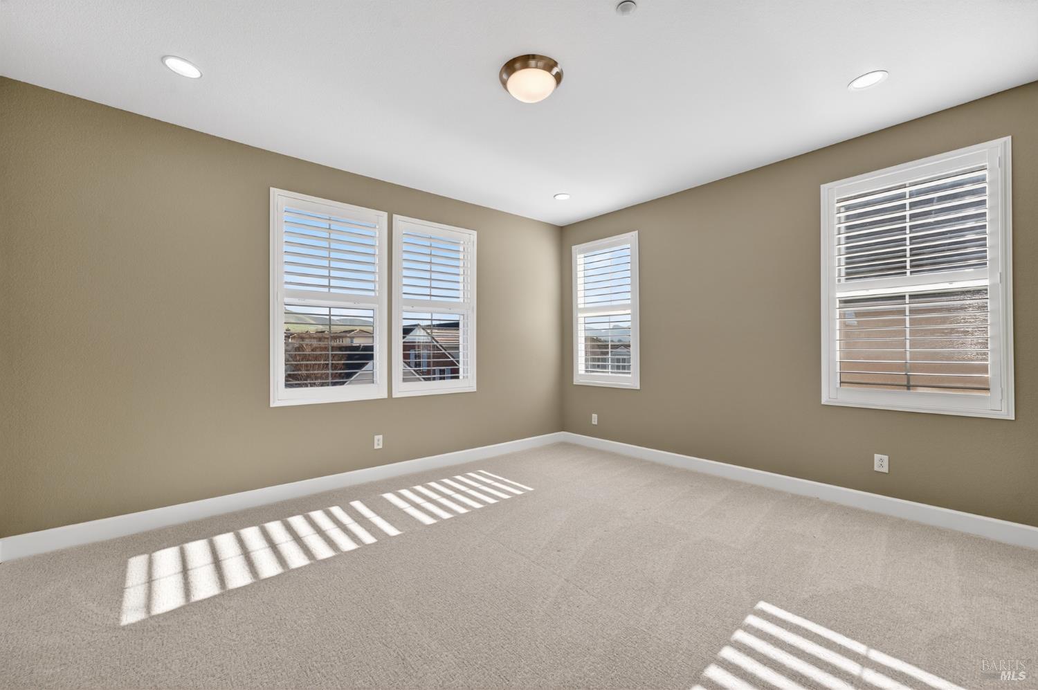 Detail Gallery Image 56 of 81 For 247 Cantada Way, American Canyon,  CA 94503 - 5 Beds | 4/1 Baths