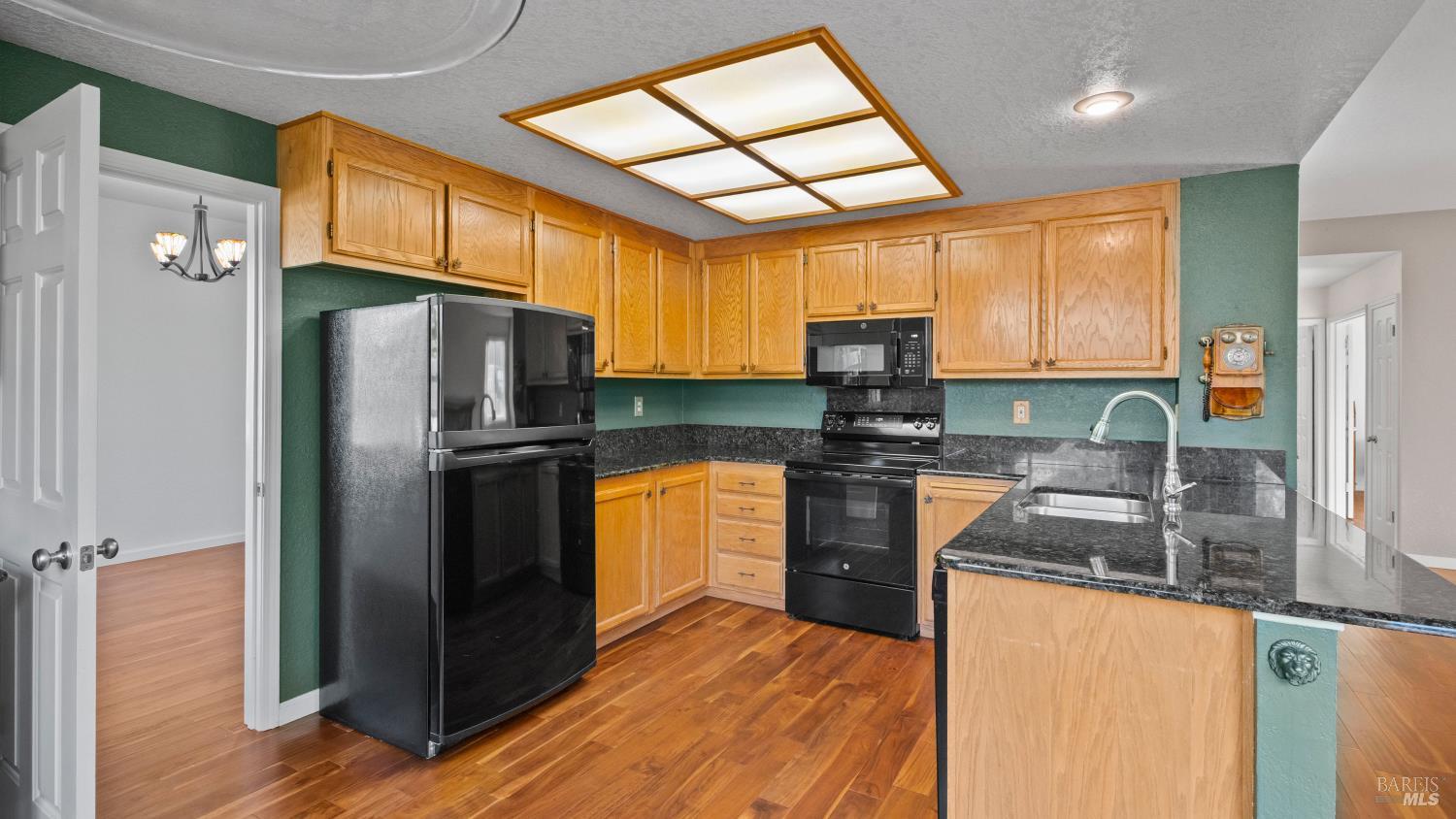 Detail Gallery Image 23 of 53 For 2913 Willow Ct, Fairfield,  CA 94533 - 4 Beds | 3 Baths