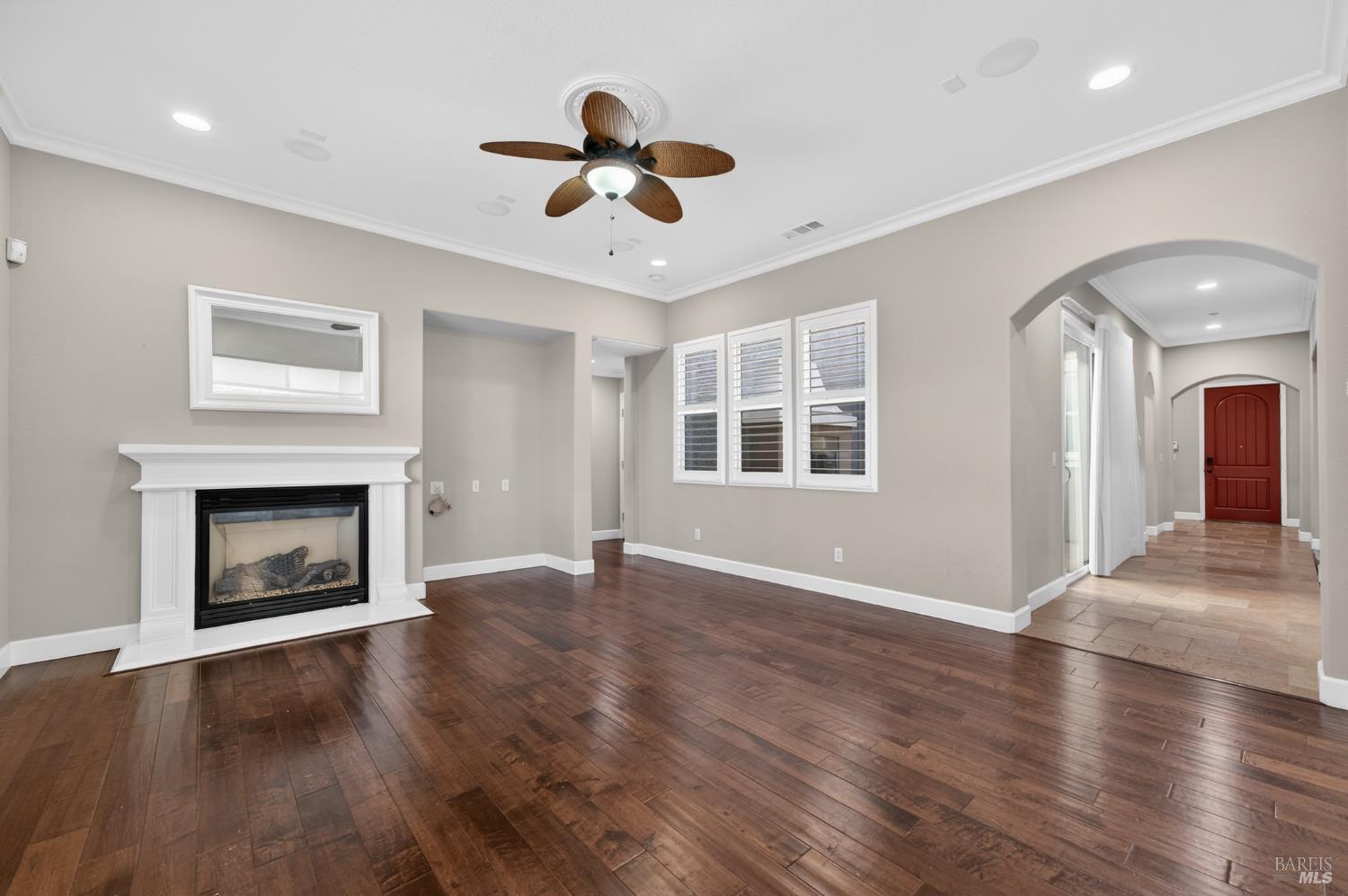 Detail Gallery Image 37 of 81 For 247 Cantada Way, American Canyon,  CA 94503 - 5 Beds | 4/1 Baths