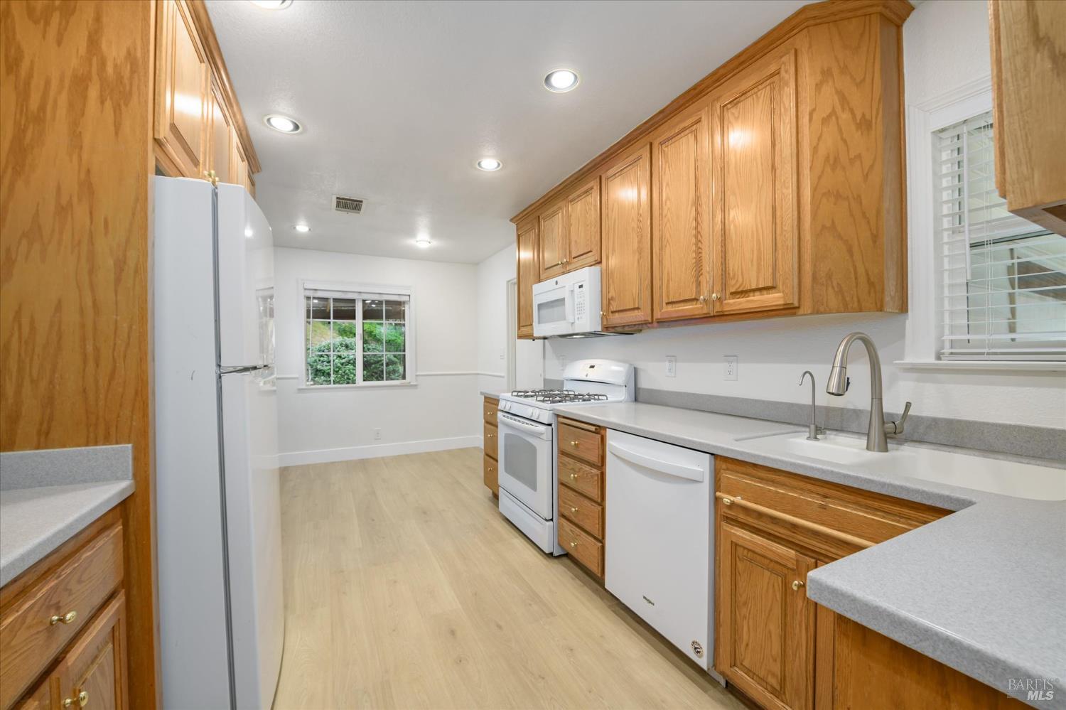 Detail Gallery Image 15 of 26 For 171 San Luis Ct, Vacaville,  CA 95688 - 3 Beds | 1 Baths