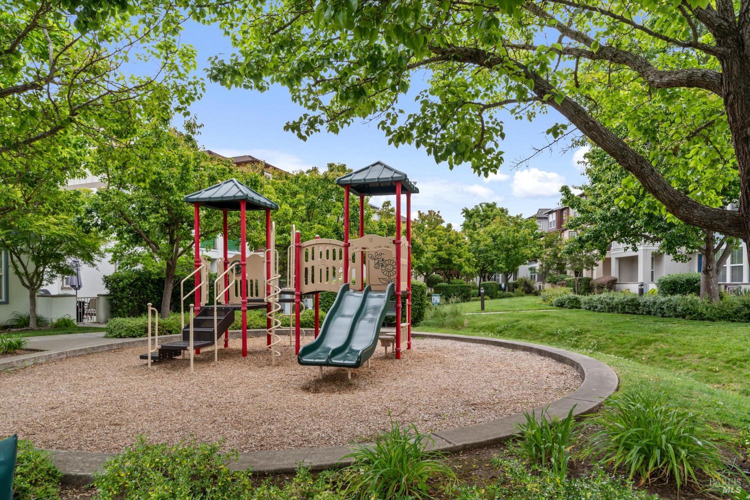 Detail Gallery Image 60 of 60 For 4424 Streamside Dr, Santa Rosa,  CA 95409 - 3 Beds | 3/1 Baths