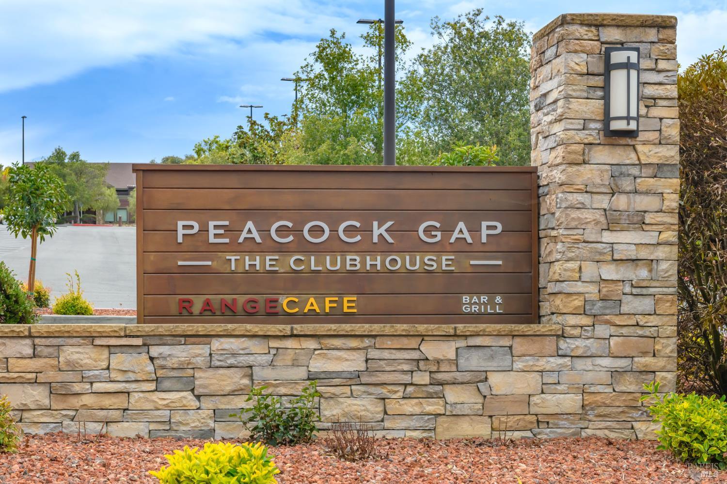 Detail Gallery Image 40 of 48 For 94 Biscayne Dr, San Rafael,  CA 94901 - 2 Beds | 2 Baths