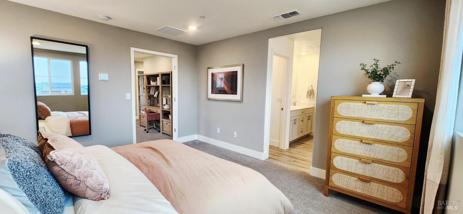 Detail Gallery Image 14 of 22 For 11 Capri Ct, American Canyon,  CA 94503 - 4 Beds | 2/1 Baths