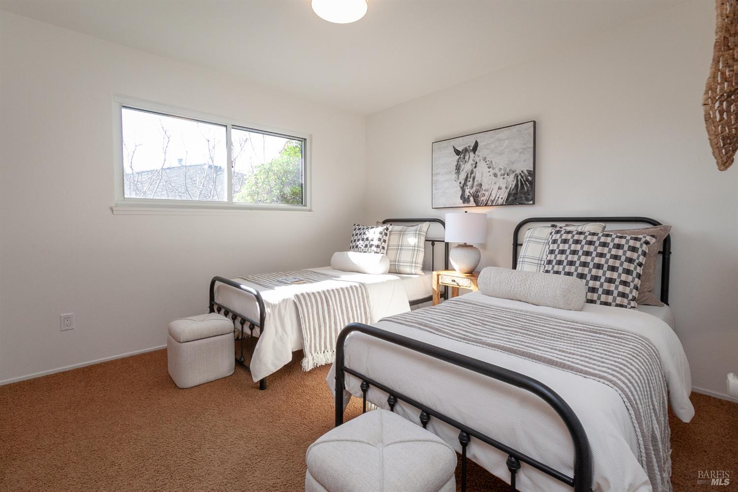 Detail Gallery Image 20 of 27 For 5530 Dupont Dr, Santa Rosa,  CA 95409 - 3 Beds | 2 Baths