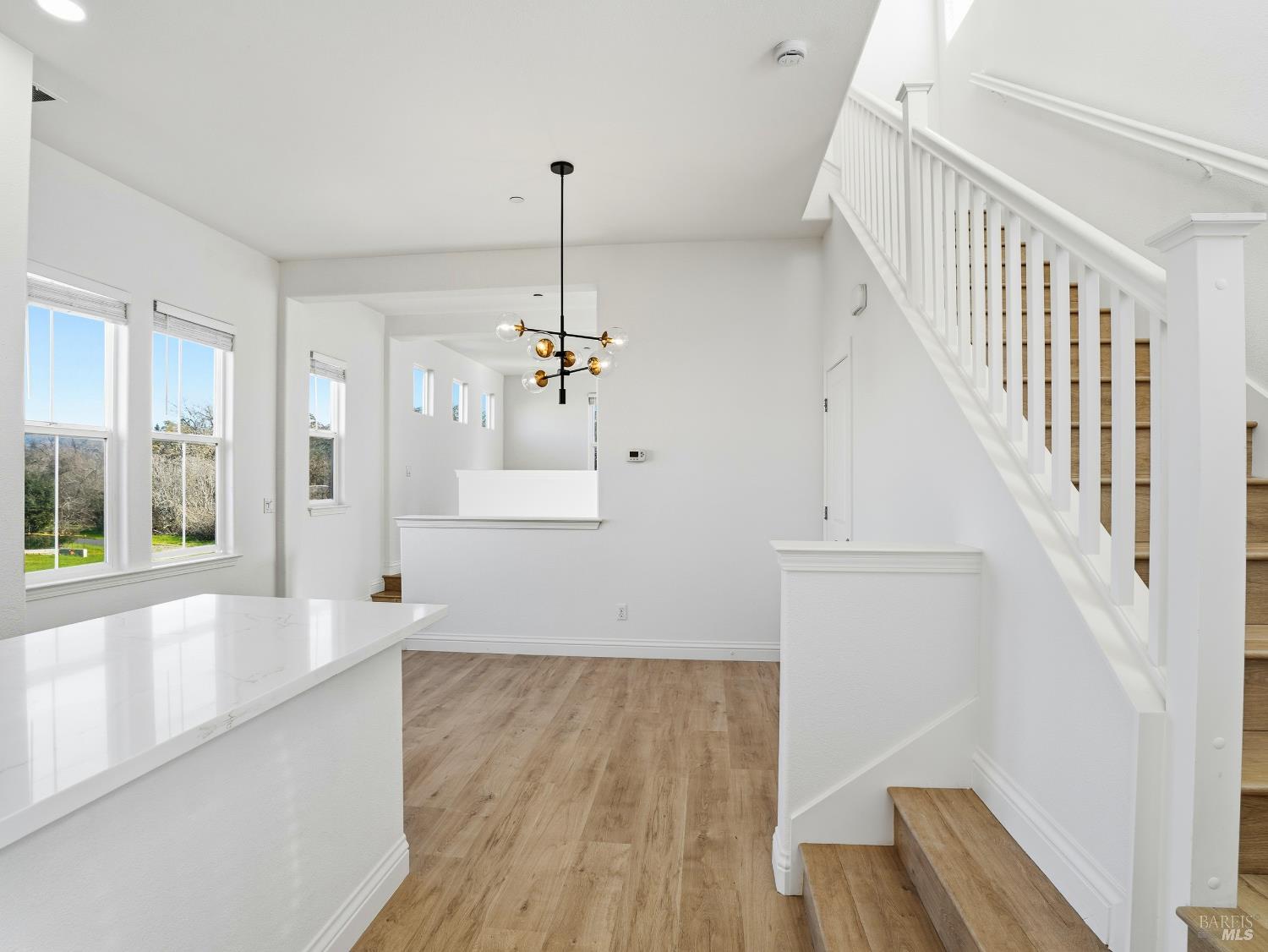 Detail Gallery Image 23 of 60 For 4424 Streamside Dr, Santa Rosa,  CA 95409 - 3 Beds | 3/1 Baths